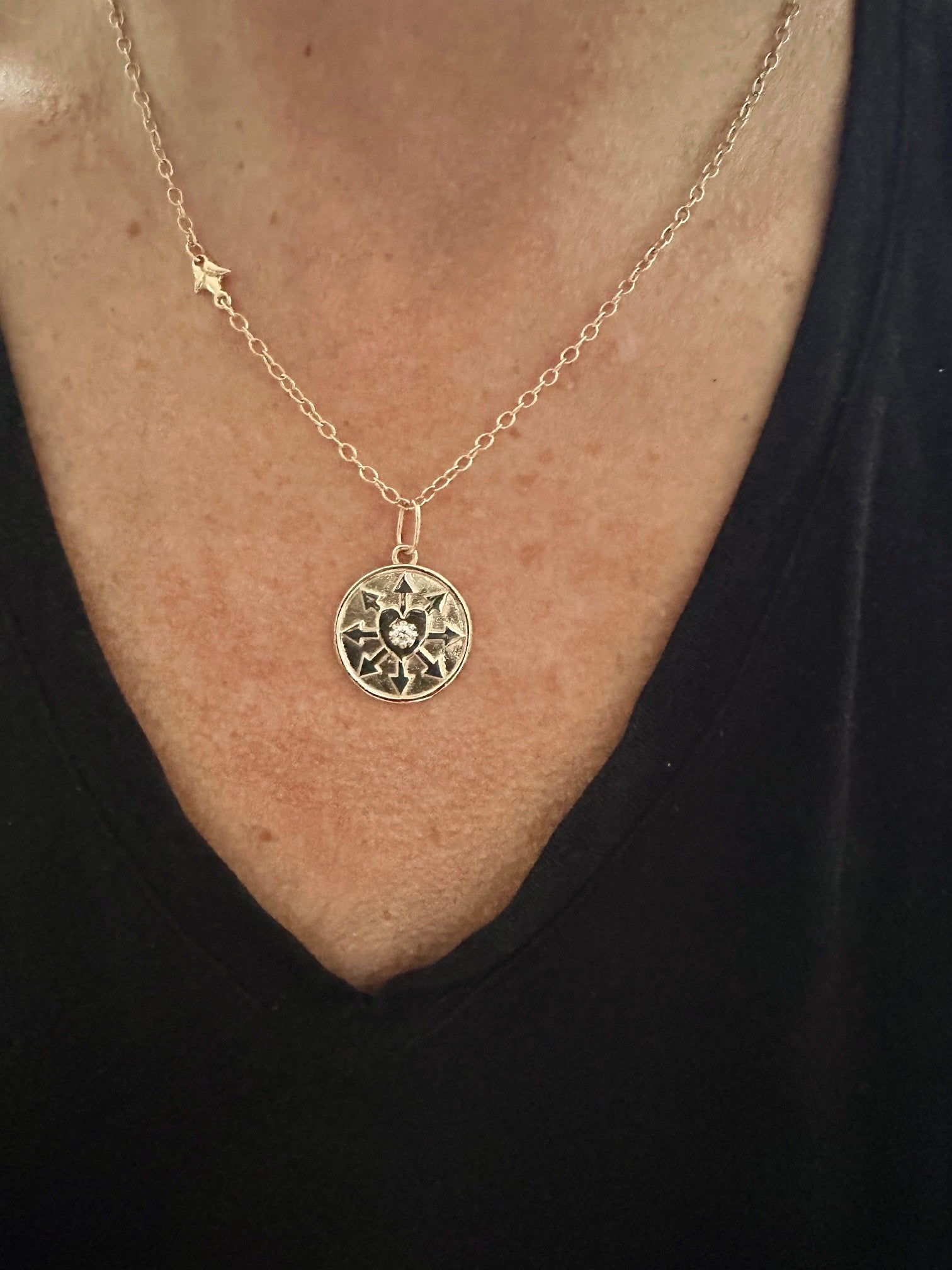 Love Manifest Round - Large (Center Diamond Option)
