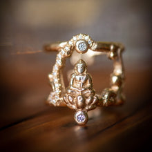 Load image into Gallery viewer, Buddha Halo Diamond Ring
