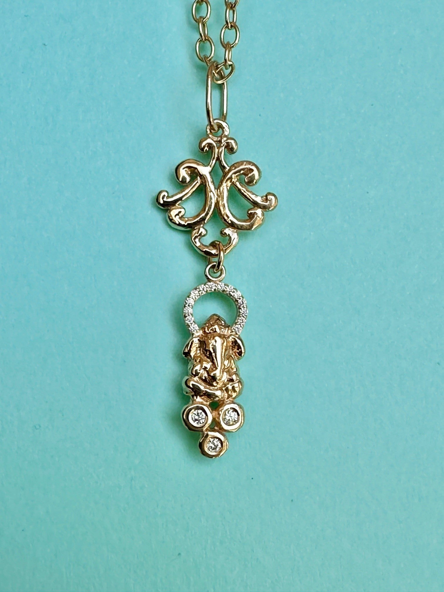 Floating Diamond Halo Ganesh with Small Connector
