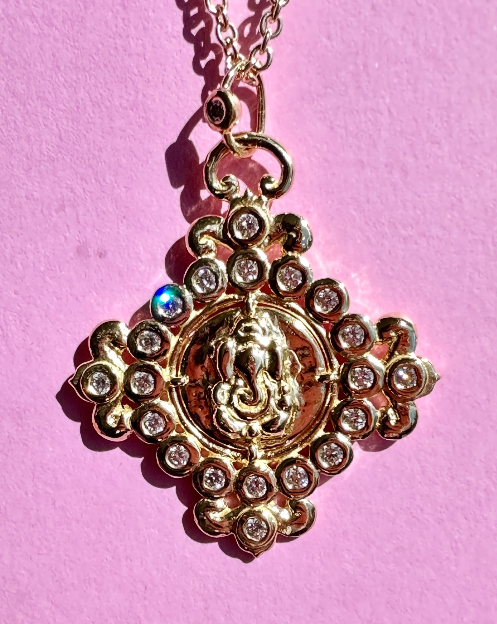 20 Diamond Ganesh