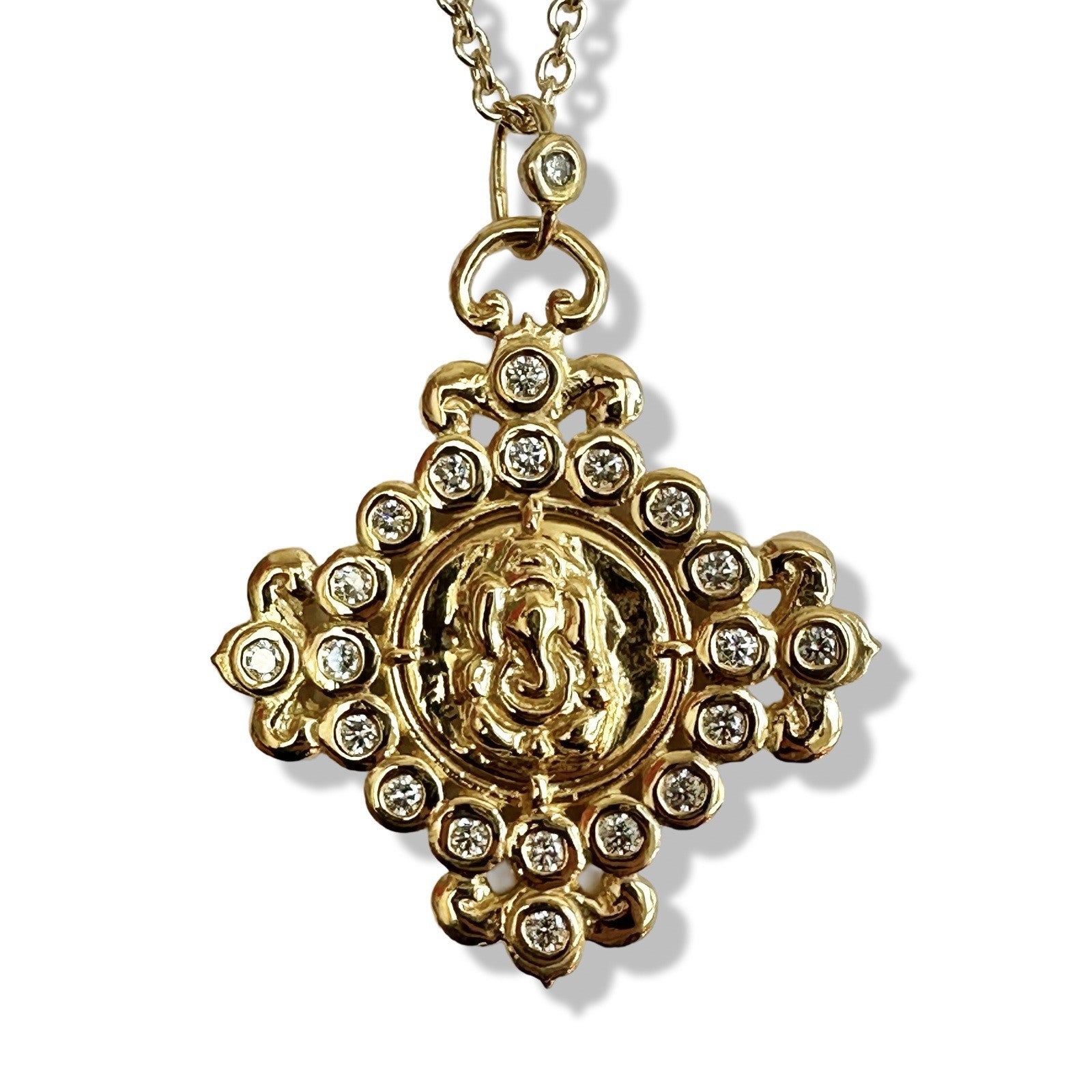 20 Diamond Ganesh