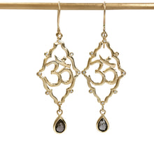 Load image into Gallery viewer, Shakti Om Earrings with Pear Lavender Spinels

