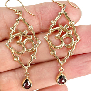 Shakti Om Earrings with Pear Lavender Spinels