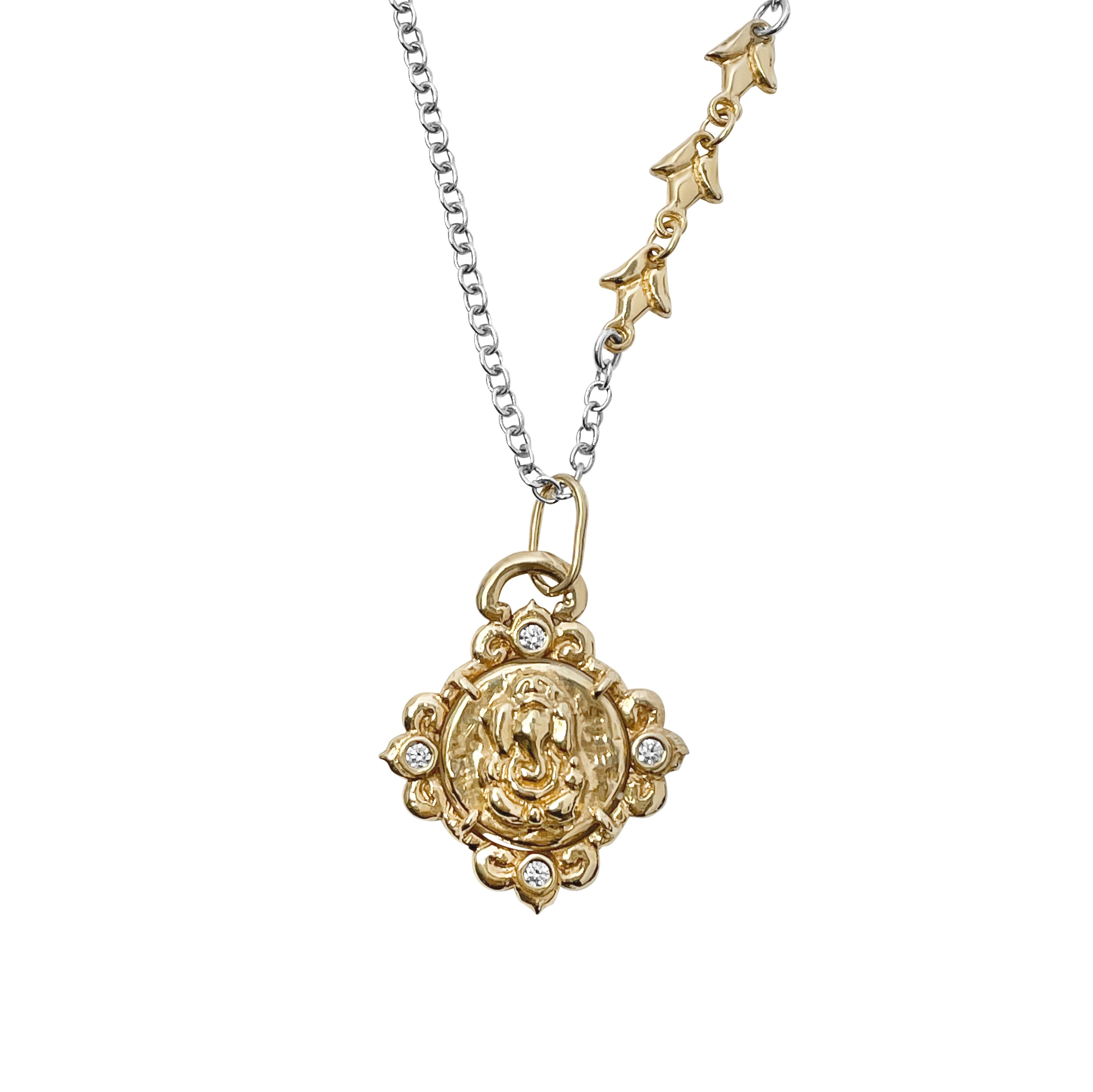 Ganesh on 4 Direction Lotus and Diamonds